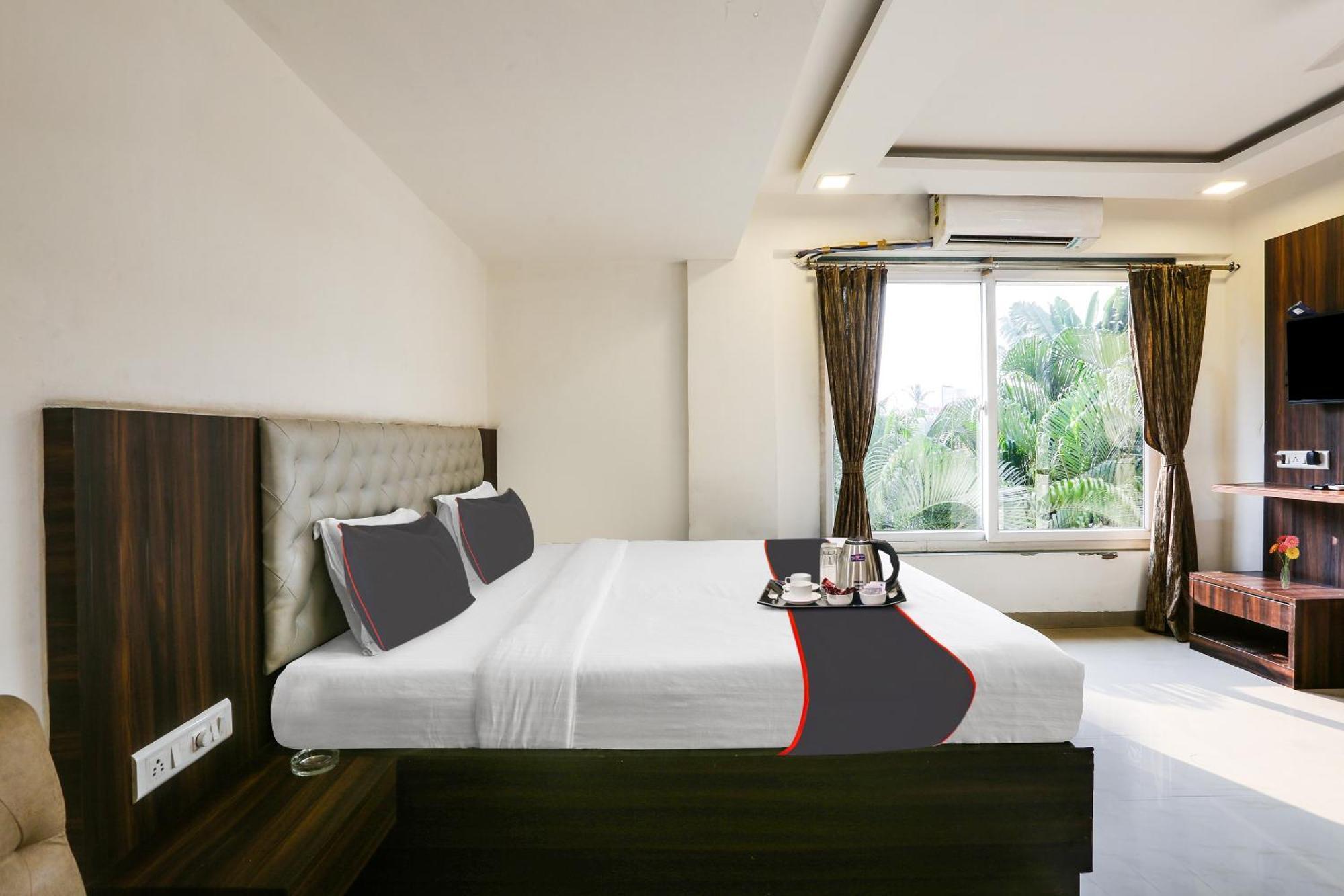 Capital O Arsh Executive Inn Mumbai Exterior photo