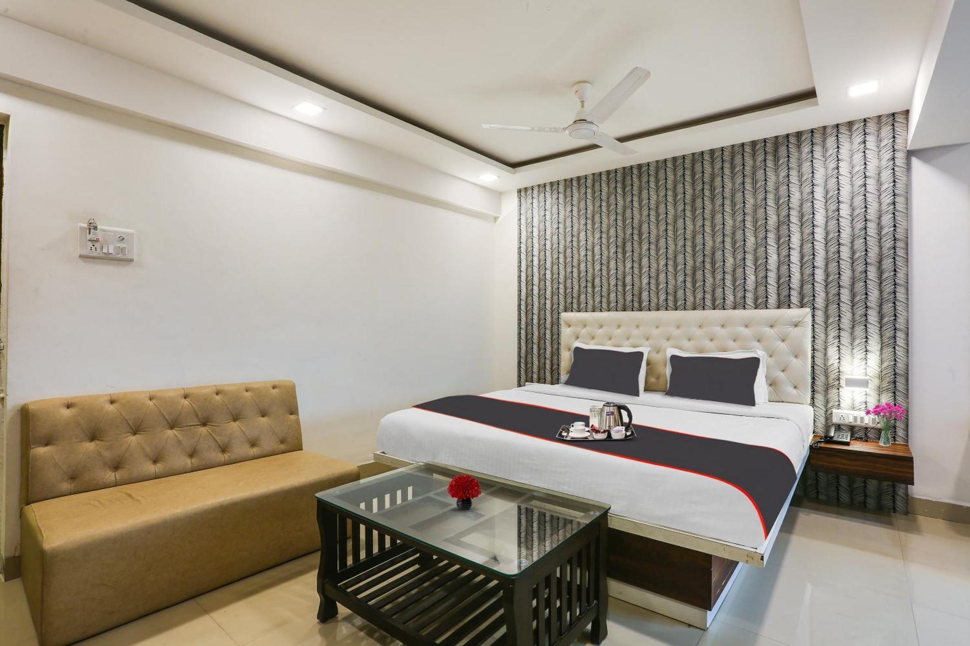 Capital O Arsh Executive Inn Mumbai Exterior photo