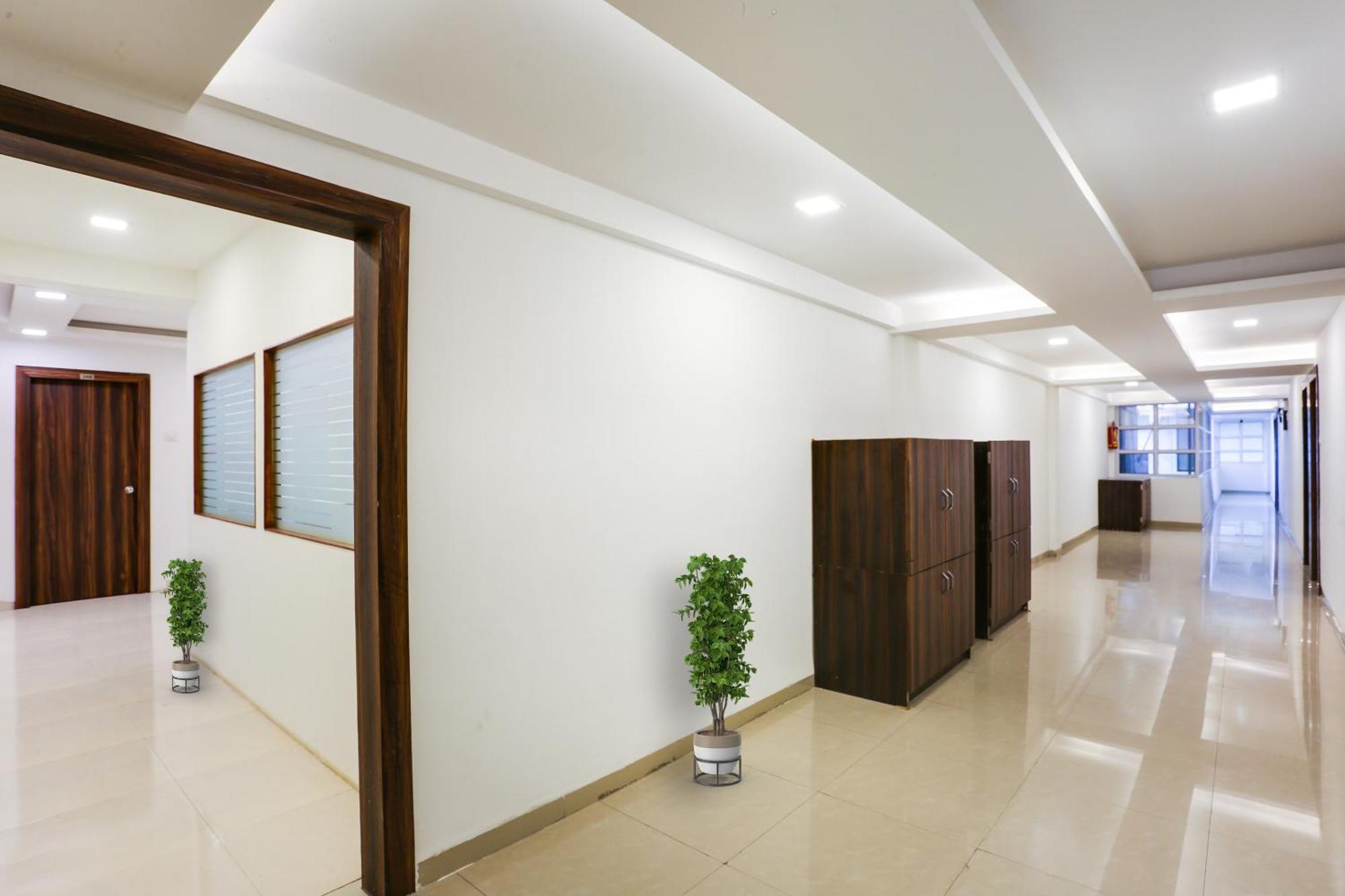 Capital O Arsh Executive Inn Mumbai Exterior photo