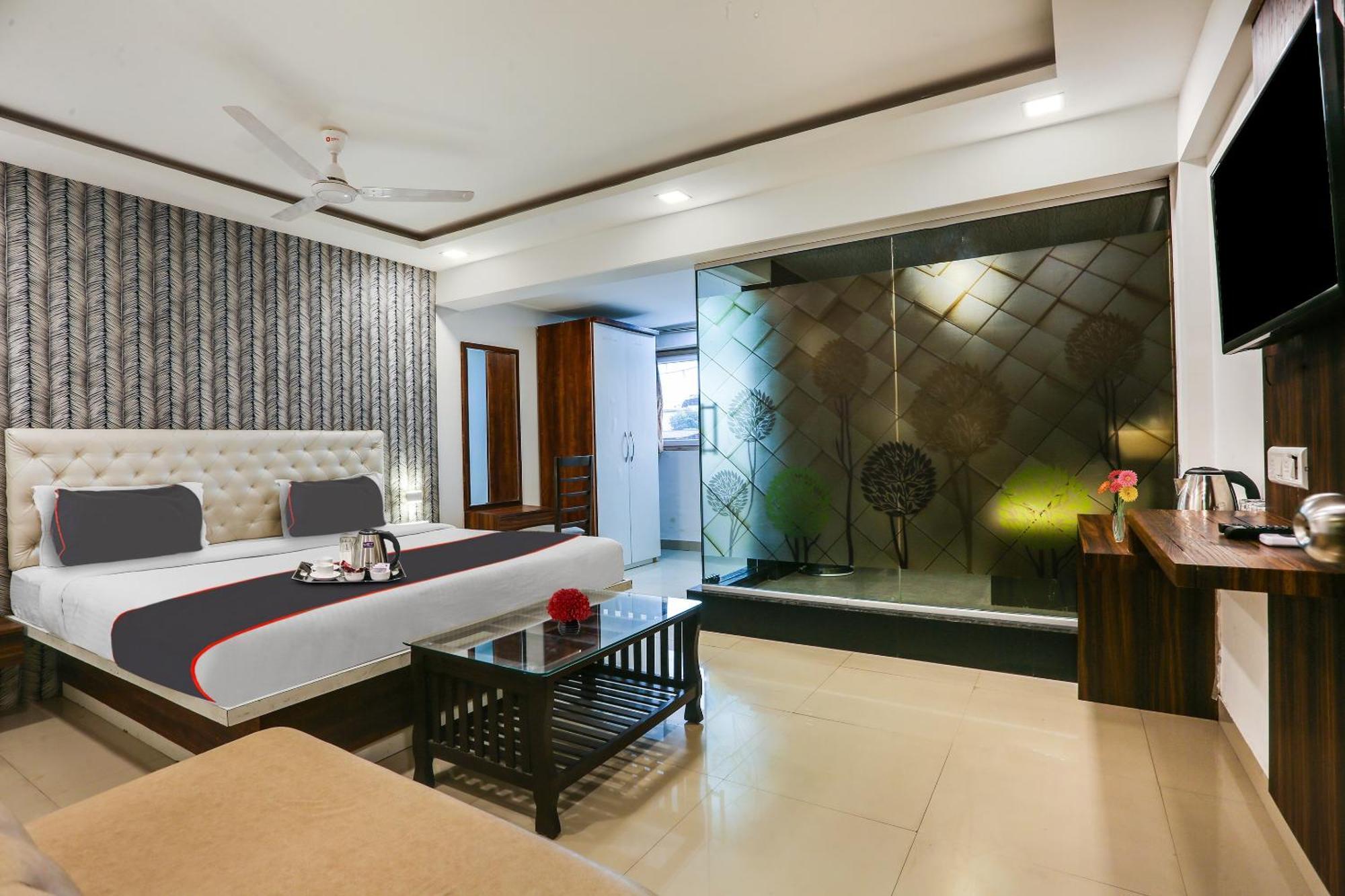 Capital O Arsh Executive Inn Mumbai Exterior photo